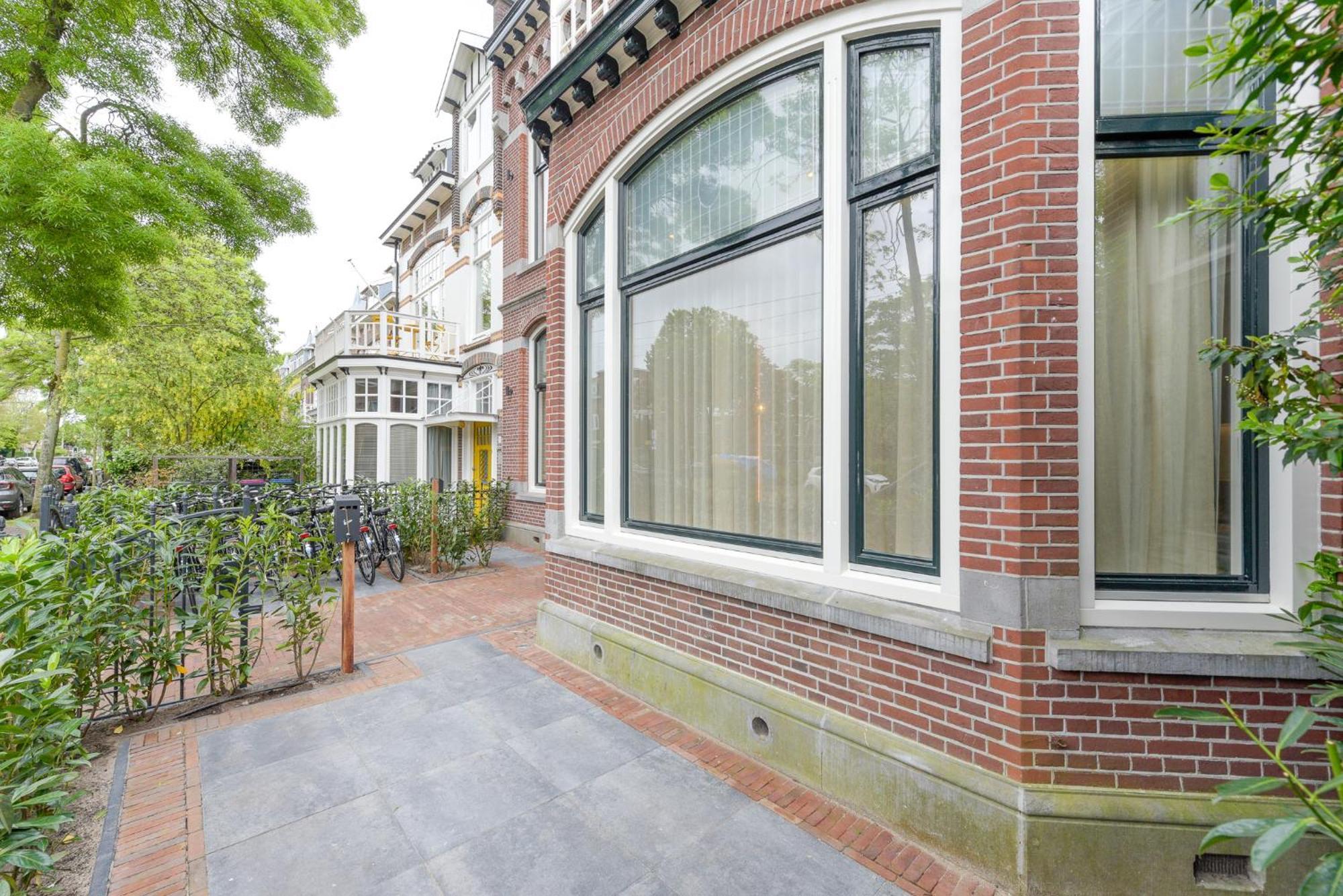 Novallure Villa Margaretha - Short Stay Apartments Rijswijk Exterior photo