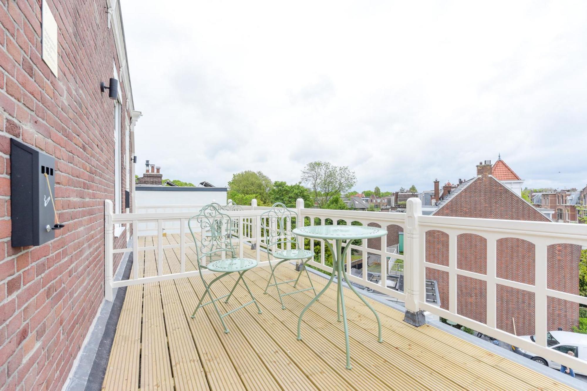 Novallure Villa Margaretha - Short Stay Apartments Rijswijk Exterior photo